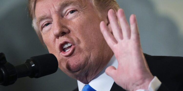 Trump Dikritik Setelah Pecat Pejabat Statistik Akibat Data Buruk Tenaga Kerja