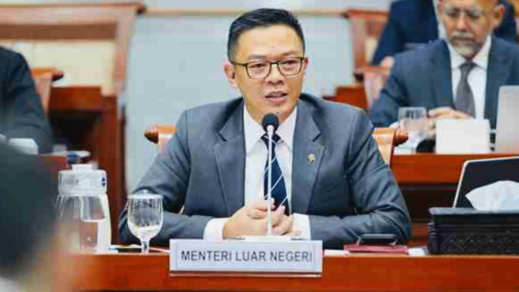 Menteri Luar Negeri Sugiono memberikan keterangan pers soal bantuan Indonesia untuk korban Gaza.