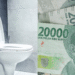 Toilet duduk putih dan tumpukan uang kertas rupiah pecahan dua puluh ribu, sebagai ilustrasi perbandingan kebersihan.
