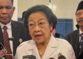 Megawati Soekarnoputri usai pengukuhan Paskibraka 2025 di Istana Negara Jakarta