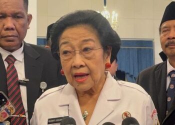 Megawati Soekarnoputri usai pengukuhan Paskibraka 2025 di Istana Negara Jakarta