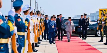 Presiden Prabowo Subianto disambut upacara kehormatan saat mengakhiri kunjungan kerja di Beijing, China.