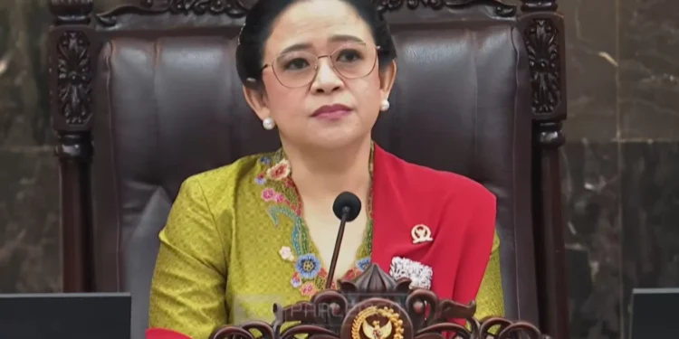 Ketua DPR RI Puan Maharani berpidato di Sidang Tahunan DPR RI 2025
