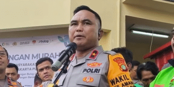 Wakapolda Metro Jaya Brigjen Pol Dekananto Eko Purwono memberikan keterangan pers di Jakarta Pusat, Jumat (26/9/2025).